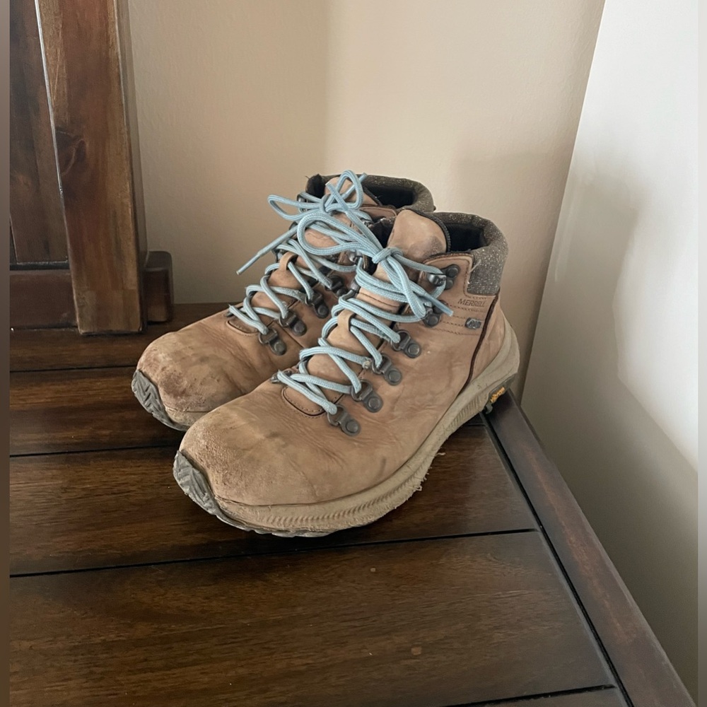 Columbia Womens Ontario Mid Hiking Boots size 8 waterproof blue brown